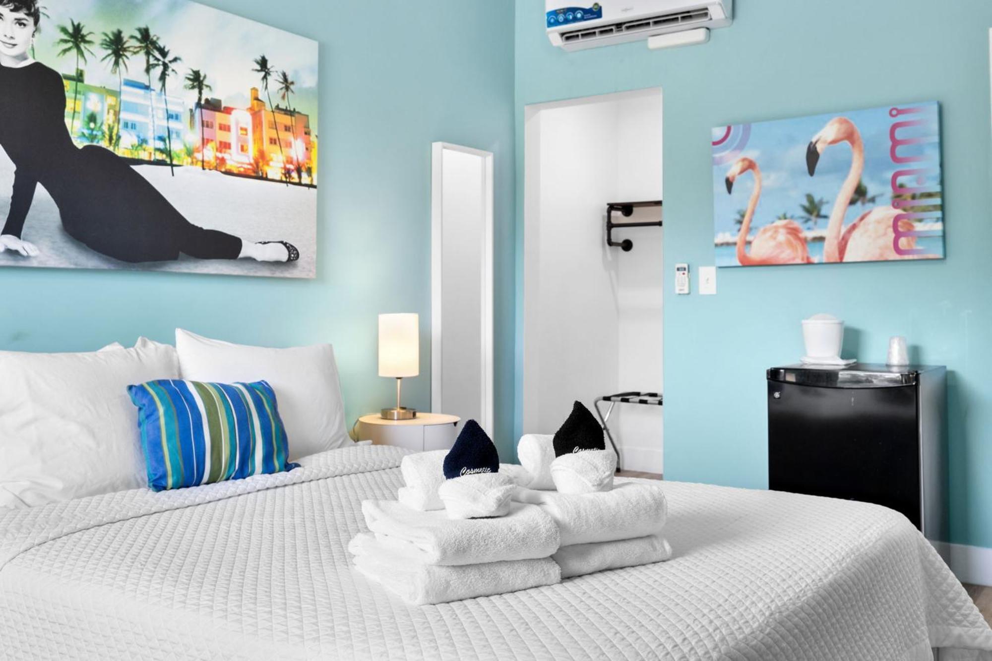 Standard Queen Room