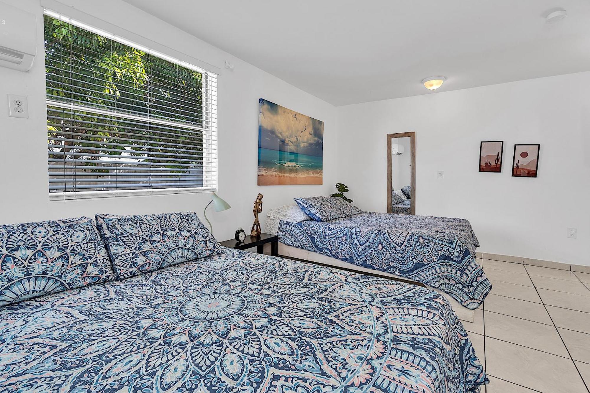 Deluxe Queen Room
