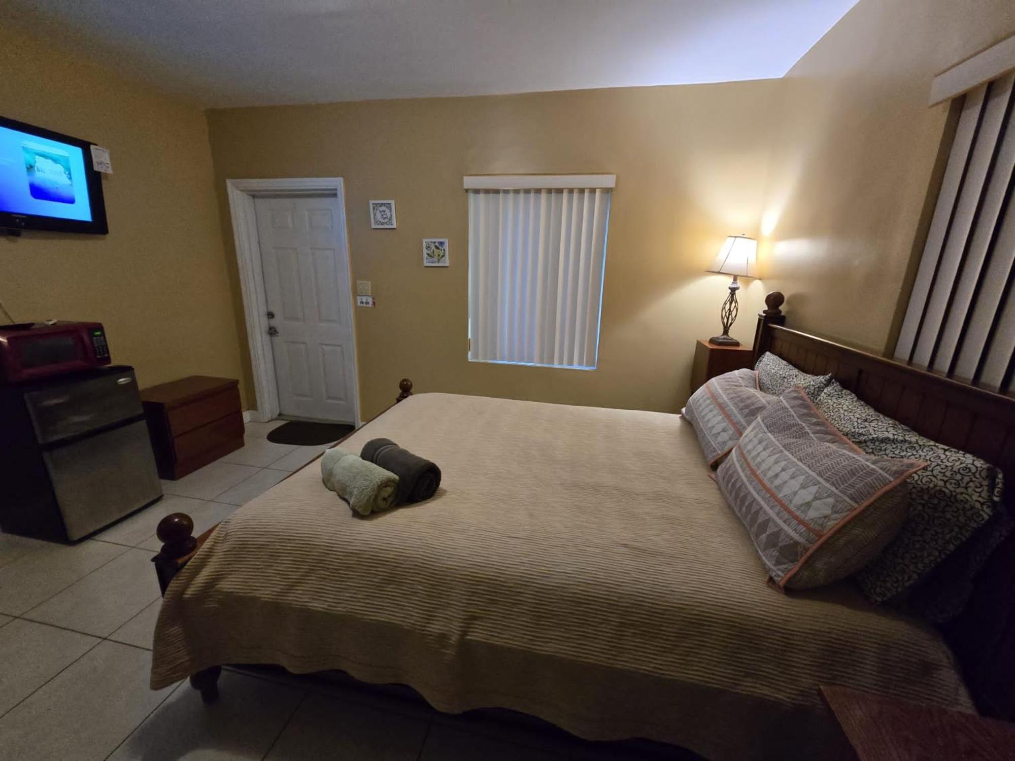 Comfort Triple Room