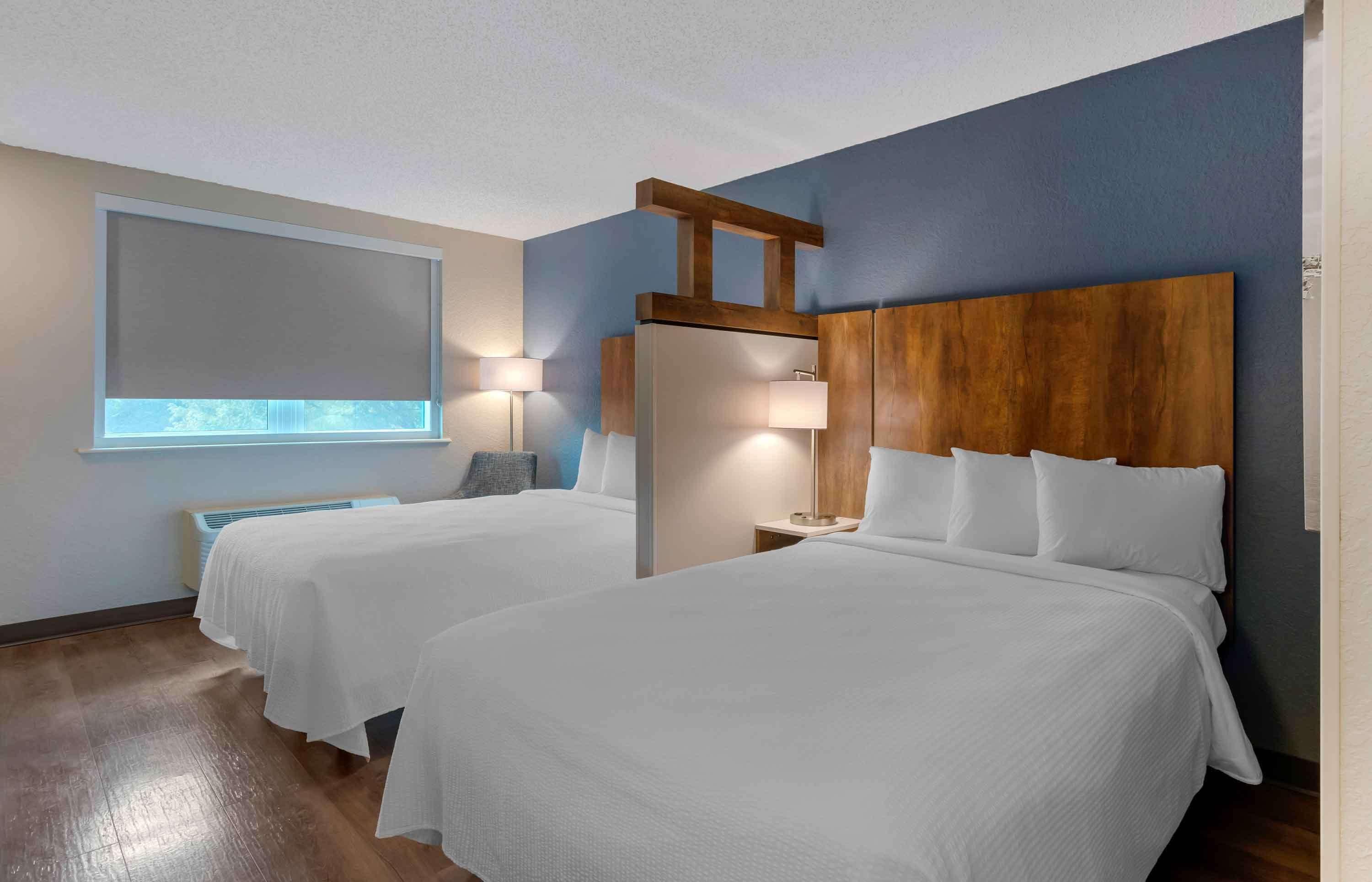 Superior Studio 2 Double Beds Non-Smoking