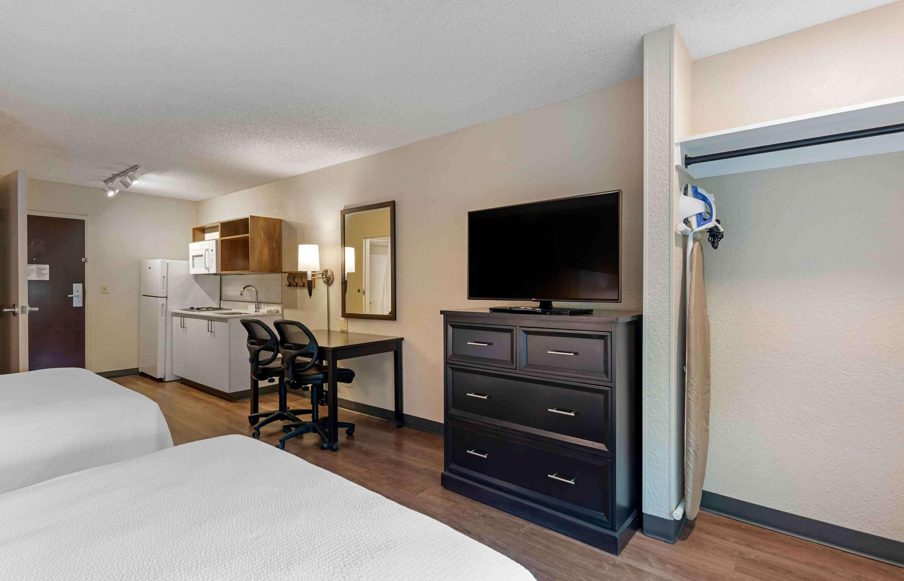 Superior Studio 2 Double Beds Non-Smoking