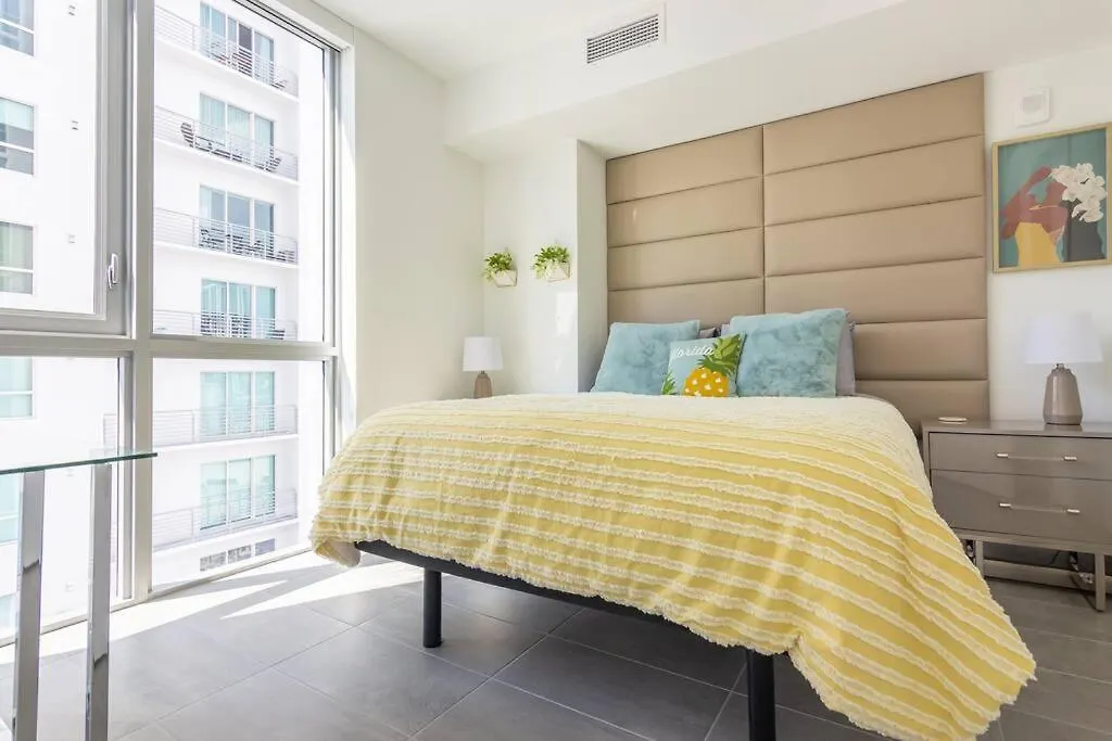 Amazing Condo In Downtown Miami/Brickell W/Parking-1