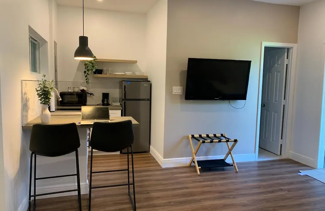 Biscayne Garden'S Studio-1