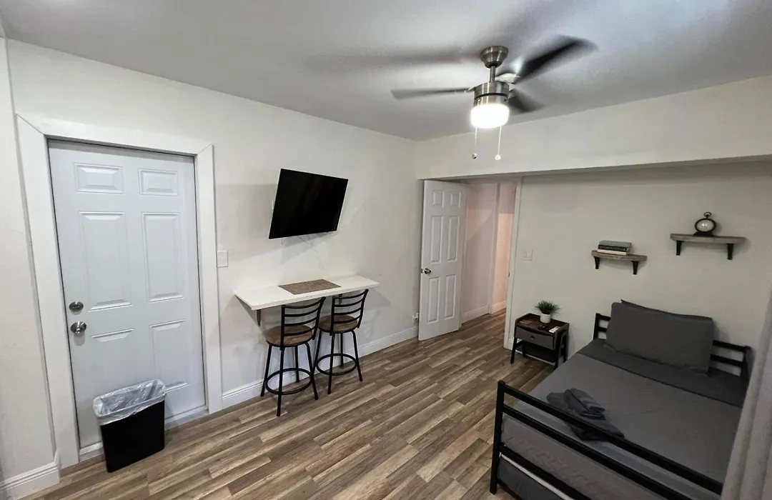 Designed Private Suites In Miami-1