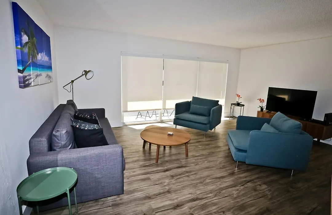 Coconut Grove Apartments By Nuovo-1