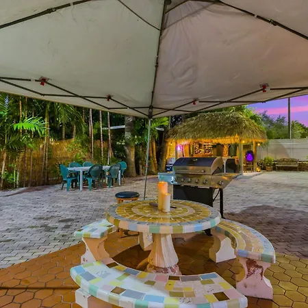 Little Havana Retreat - Newly Remodeled Villa By Loan Depot Stadium!-2
