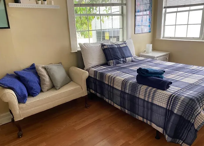 One Room Miami 1
