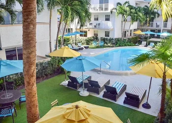 Suites At Coral Resorts Miami
